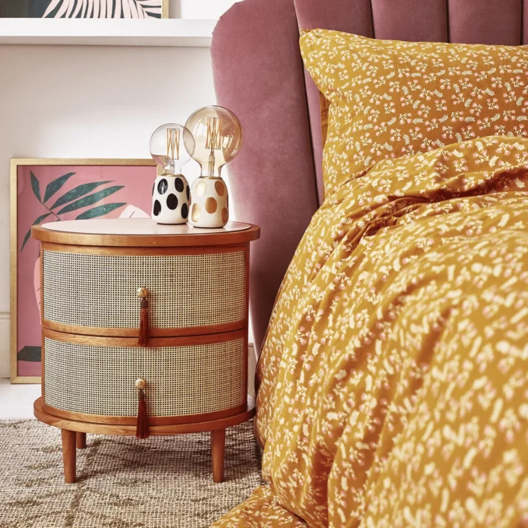 Stylish Bedside Tables For Your Bedroom