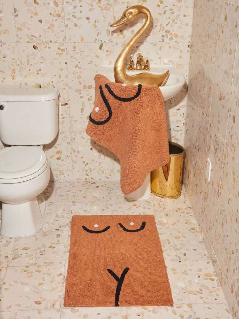 Nude theme orange bath mats